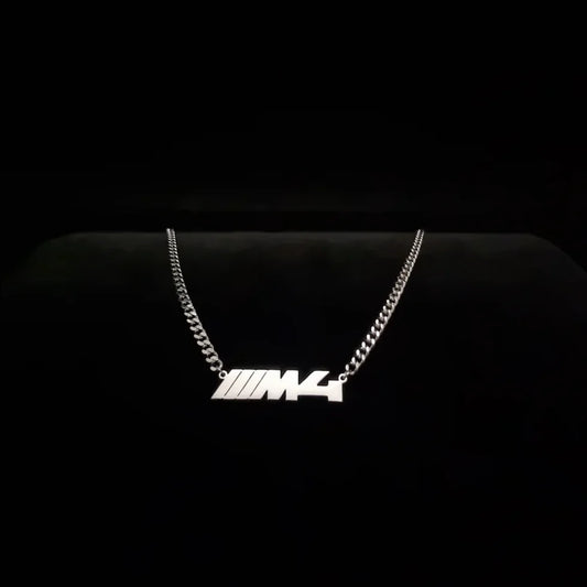 M4 Kolye